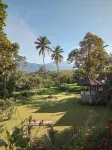 Hakiki Inn Bungalows - parkir