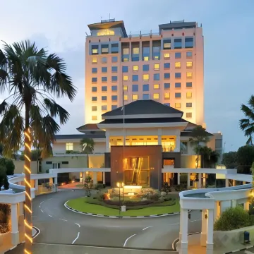 Hotel Santika Premiere Slipi Jakarta Hotels near Museum of Textile