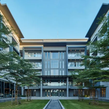 Serenity Hotel and Spa Kabinburi