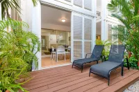 Port Douglas Apartments - Adults Only Oasis - Wifi