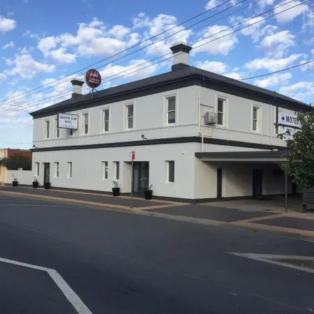 Finley Country Club Hotel Motel