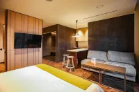 Mana Suites & Sea - balcony