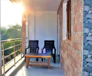 Srirathna Temple View Inn - 3-Star