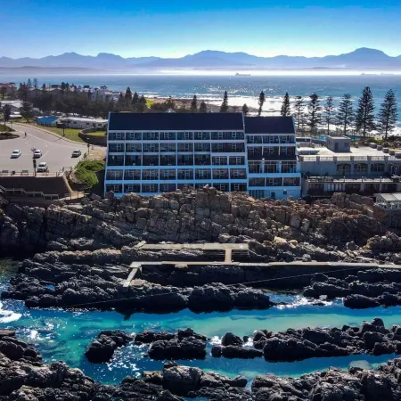 The Point Hotel & Spa
