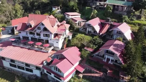Mandarin Resort - Kaluk - Homestays