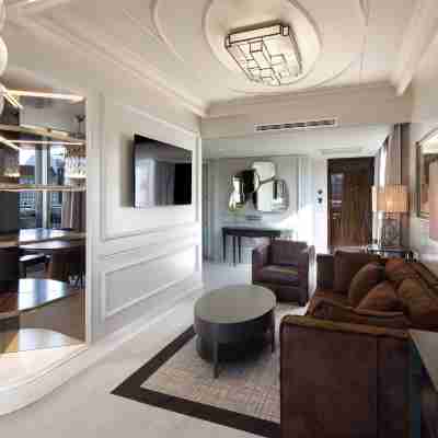 DoubleTree by Hilton A Coruna Rooms