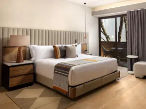 누무 부티크 호텔, 더 운바운드 컬렉션 바이 하얏트