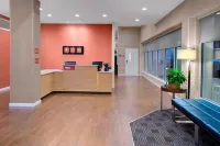 TownePlace Suites Parkersburg Các khách sạn ở Parkersburg