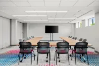 Aloft Chicago Schaumburg Hotels in Elk Grove Township