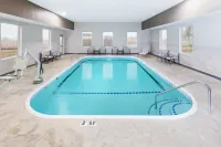 Holiday Inn Express & Suites Pekin (Peoria Area) Hotels in Elm Grove Township