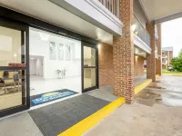 Days Inn & Suites by Wyndham Bossier City Ξενοδοχεία στην πόλη Bossier Parish