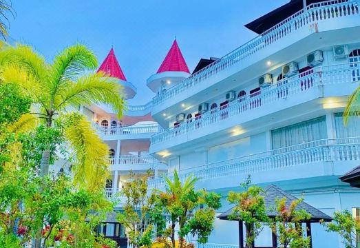 랜드콘스 수영장