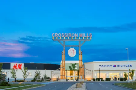 Holiday Inn Hotel & Suites - Calgary Airport North Отели рядом с Аэропорт Калгари