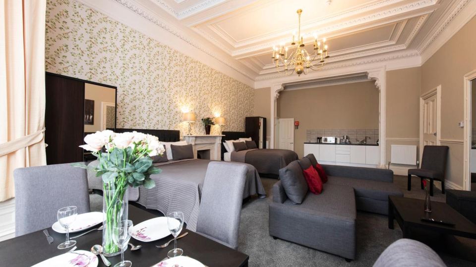 Grosvenor Suites