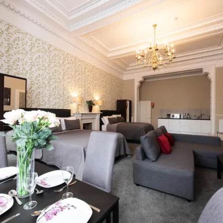Grosvenor Suites