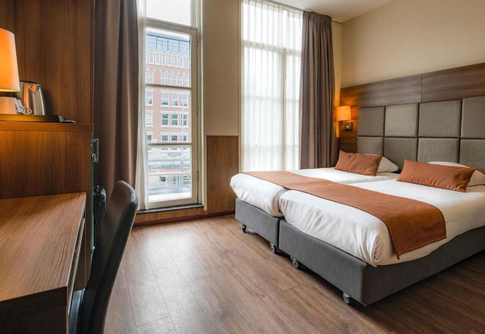 Cordial Hotel Dam Square Over view