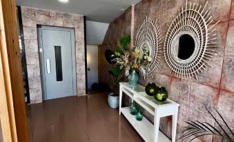Hostal Residencia Cardona