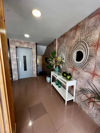 Hostal Residencia Cardona