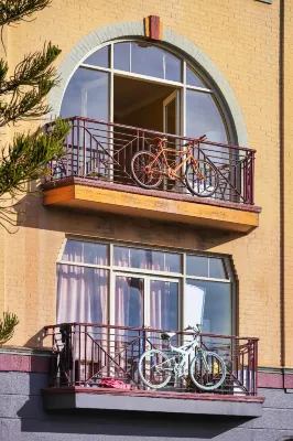 MAD Monkey Hostel Coogee Beach Hotels in Coogee