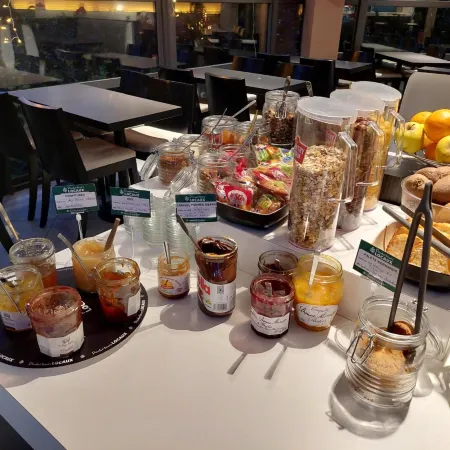 Brit Hotel Confort Rouen Centre