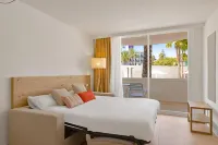Palmanova Beach Apartments by TRH