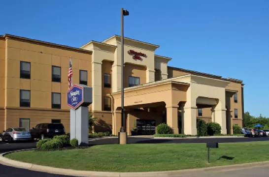 Hampton Inn  Winfield