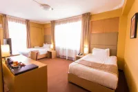 The Corporate Hotel Các khách sạn ở Ulaanbaatar