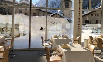 Hotel Schweizerhof Pontresina