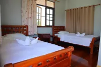 Ban Sulada Guest House Hotels in Laem Ngop
