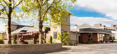 Treacys West County Conference and Leisure Centre Hotel dekat Loop Head