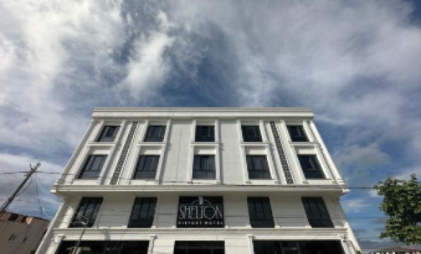 Shelton Airport Hotel