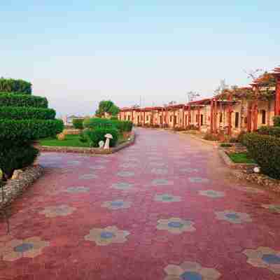 Dolphin Continental Hotel Hotel Exterior