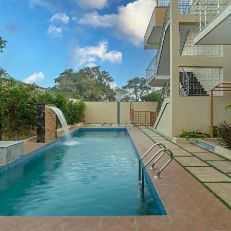 Itsy Hotels Kurinji Stay Inn With Swimming Pool
