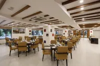 Sobit Sarovar Portico - breakfast