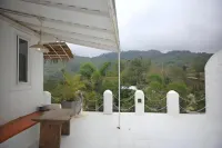 Samunthitar Resort - بار