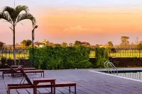 Center Park Resort Pvt. Ltd - مسبح