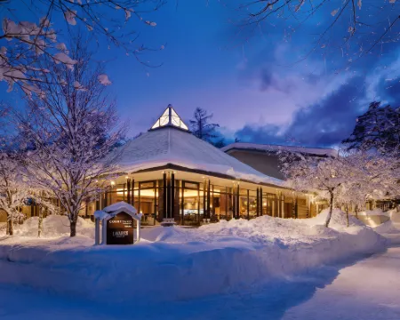 Courtyard by Marriott Hakuba Hotels in Hakuba