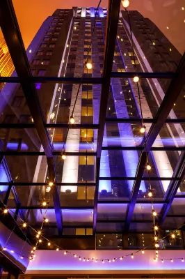 Rand Tower Hotel, Minneapolis, a Tribute Portfolio Hotel Hotel dekat University Recreation and Wellness Center
