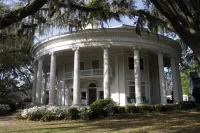 Courtyard Valdosta فنادق في فالدوستا