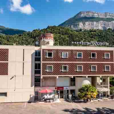 Hôtel Les Trois Roses, Meylan Grenoble Hotel Exterior