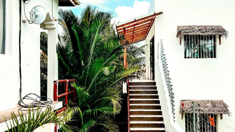 Reyna Resort by Cezere the Palm