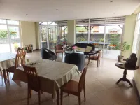 Villa Narmada - พร้อมอาหารเช้า