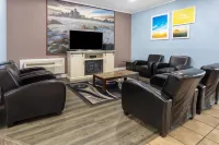 Travelodge by Wyndham Livonia/Canton/Novi Detroit Area - 트래블로지 바이 윈덤 리보니아/칸턴/노비 디트로이트 지역