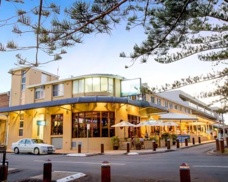 Seabreeze Beach Hotel Hotels in South West Rocks