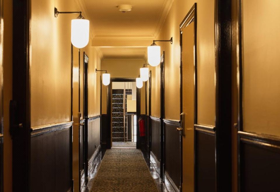 호텔 디플로맷 객실