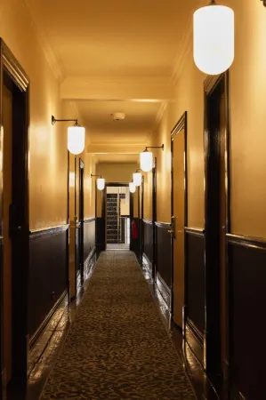 Hotel Diplomat Отели рядом с достопримечательностью «Sydney Harbour Exclusive»