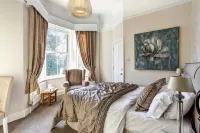 Alexandra Court Hotel