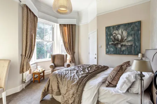 Alexandra Court Hotel