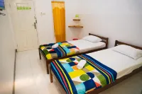 JoandJo Hostel Syariah Hotels in Pesawahan