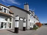 Hotel Vacances Tremblant Hotels in Les Laurentides Regional County Municipality